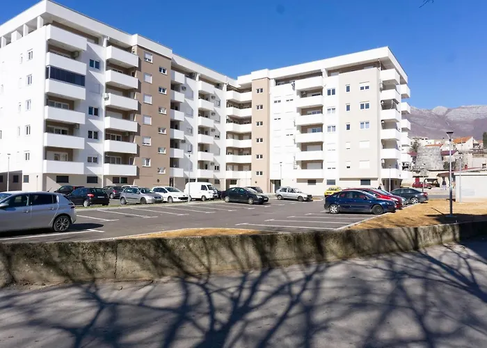 Emilija شقة تريبينيي