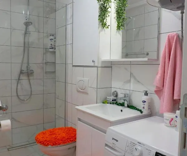 Emilija تريبينيي